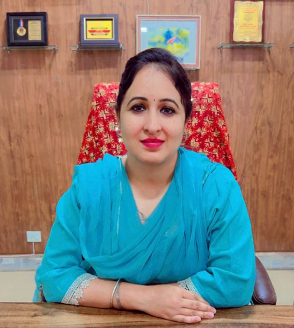 Language Department Punjab invites applications for Urdu Language Training Course certified by the Punjab Language Department for the session January to June 2026